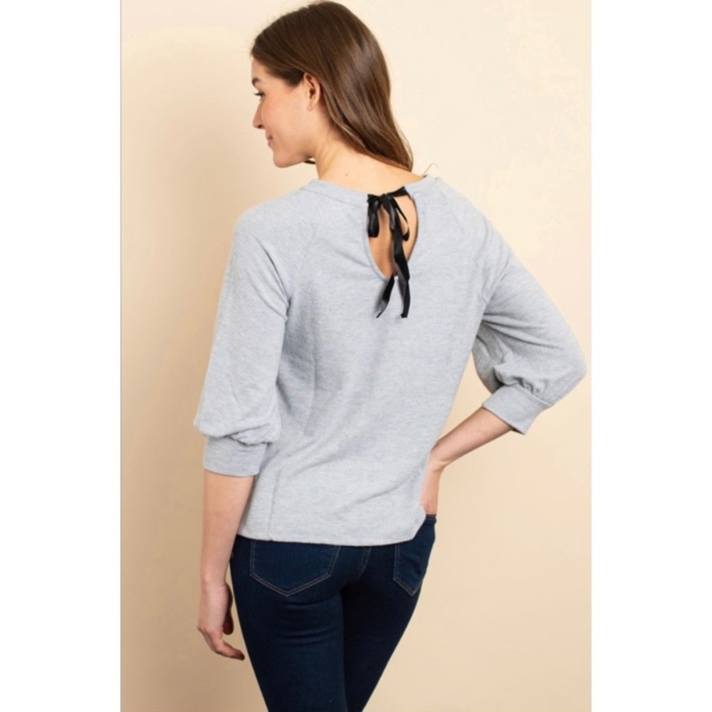 🆕 Grey Ribbon Back Top 🆕